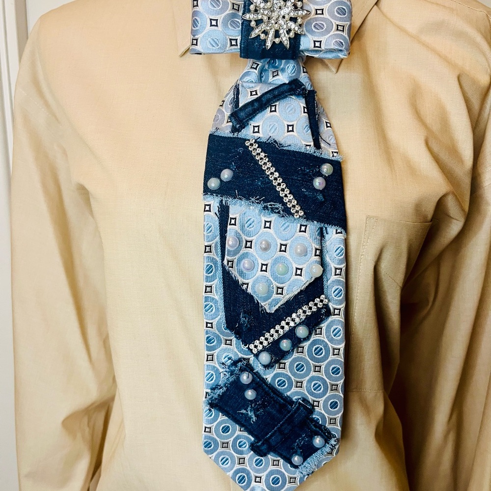 Elegant Blue and Silver Women's Accessory